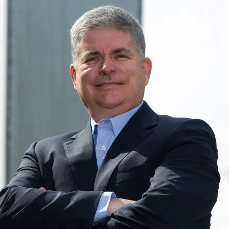 Edson Ares Sixto Martins